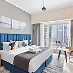 Stonetree - Stylish Studio Near Metro Station